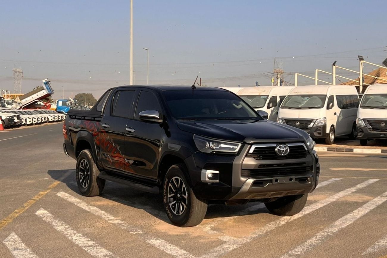 تويوتا هيلوكس GLS 2019 Toyota Hilux Modified - 2.7L V4 GCC- AWD 4x4- Rear Camera - Push start - Patrol -