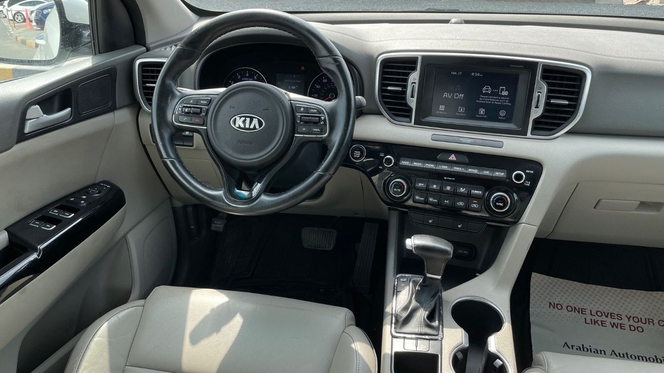 Kia Sportage LX Top 2.4L Mid AWD 2.4L