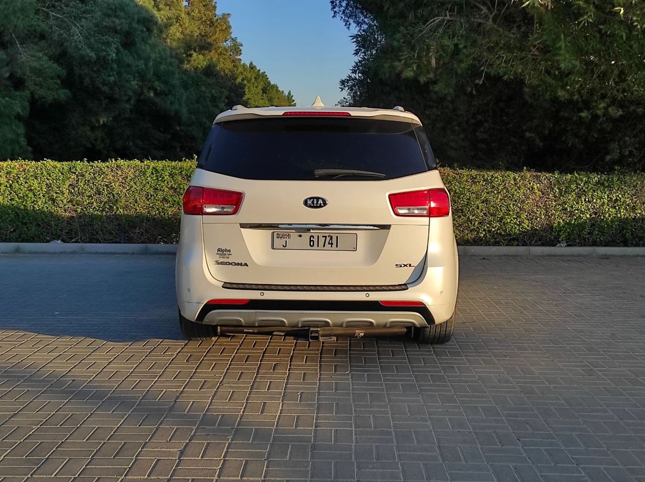 Kia Sedona Kia Sedona 2015 7 seater full options no1