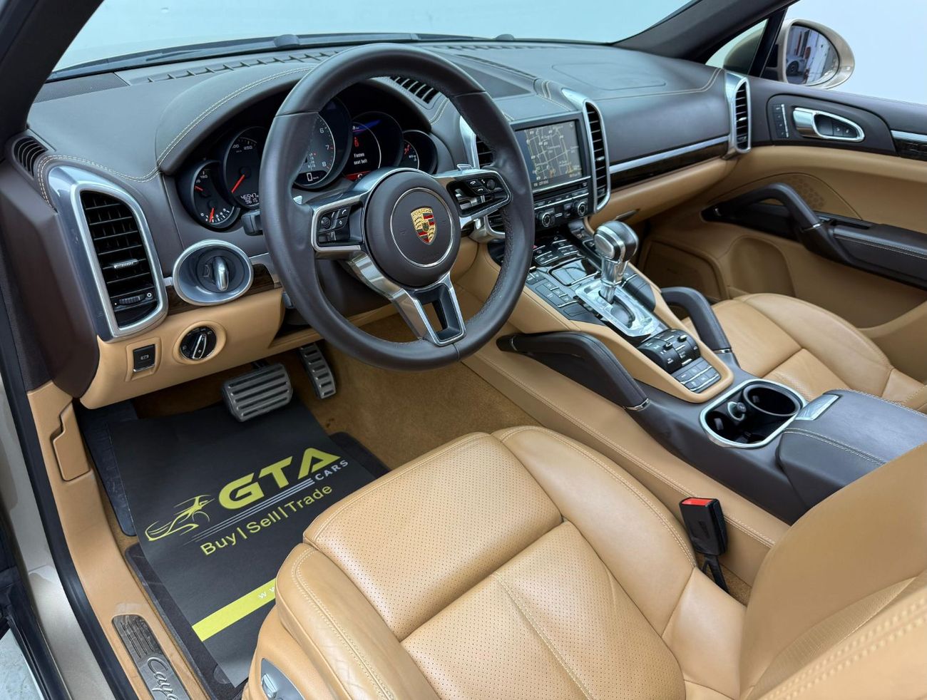 Porsche Cayenne 2016 Porsche Cayenne S, Full Porsche Service History, Low Km, Fully Loaded, Excellent Condition, GCC