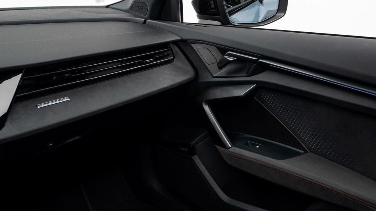 أودي RS3 STANDARD - 2025 - Euro Specs - Under Dealer Service Contract
