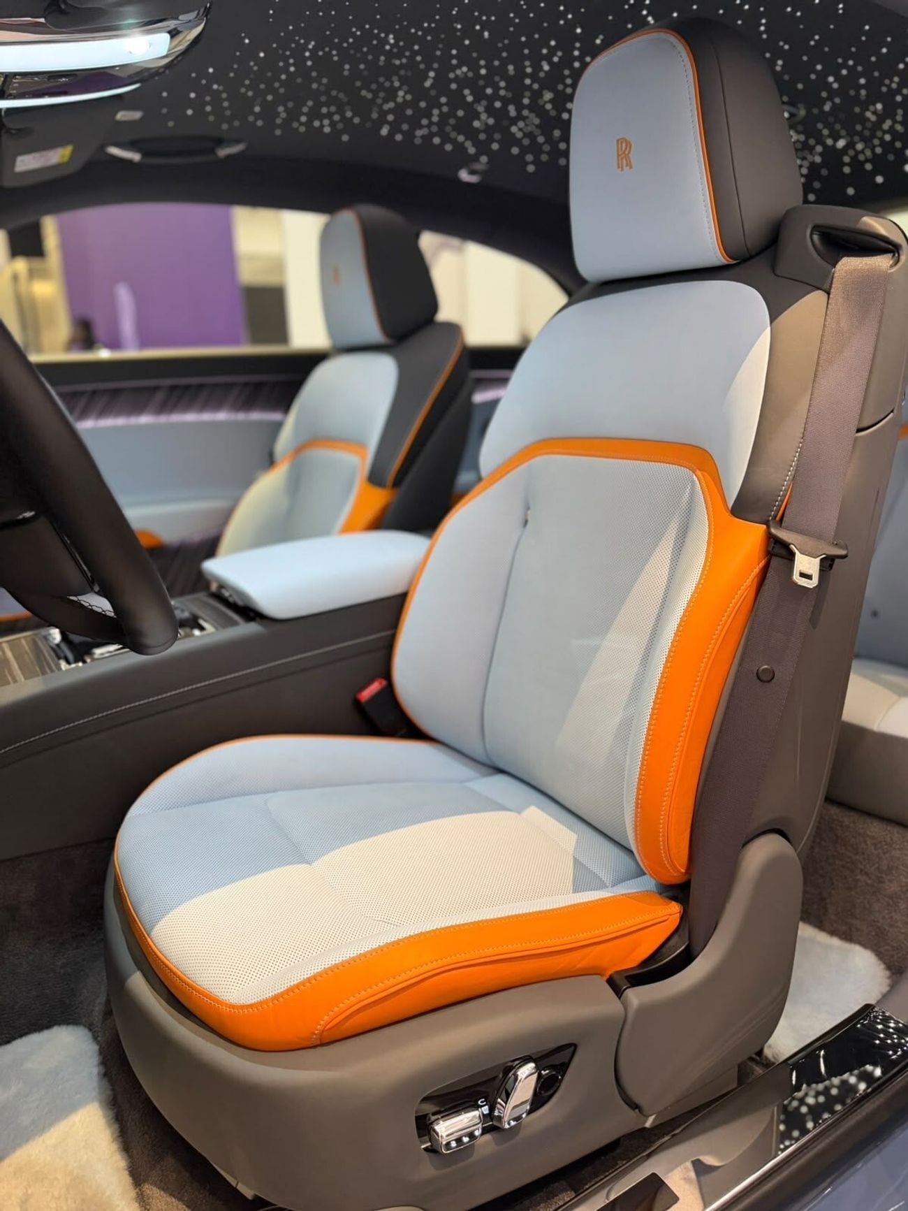 Rolls Royce Spectre STANDARD