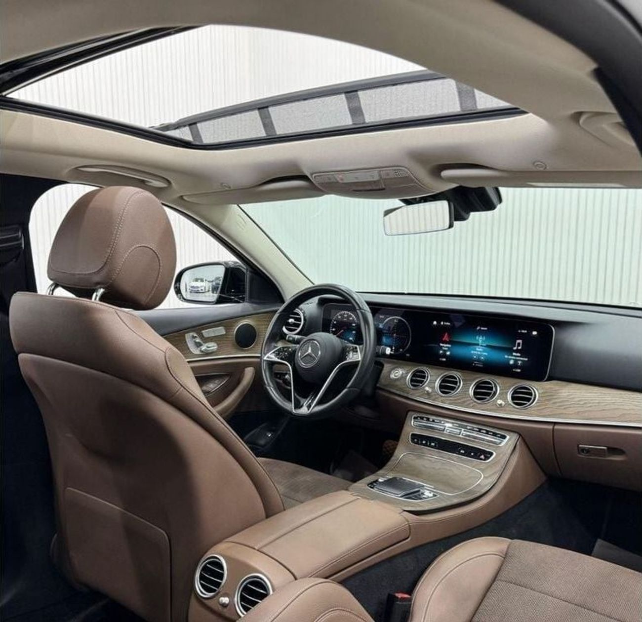 مرسيدس بنز E200 2022 Mercedes-Benz E200, Agency Warranty Till 05/27, Full Service History, GCC