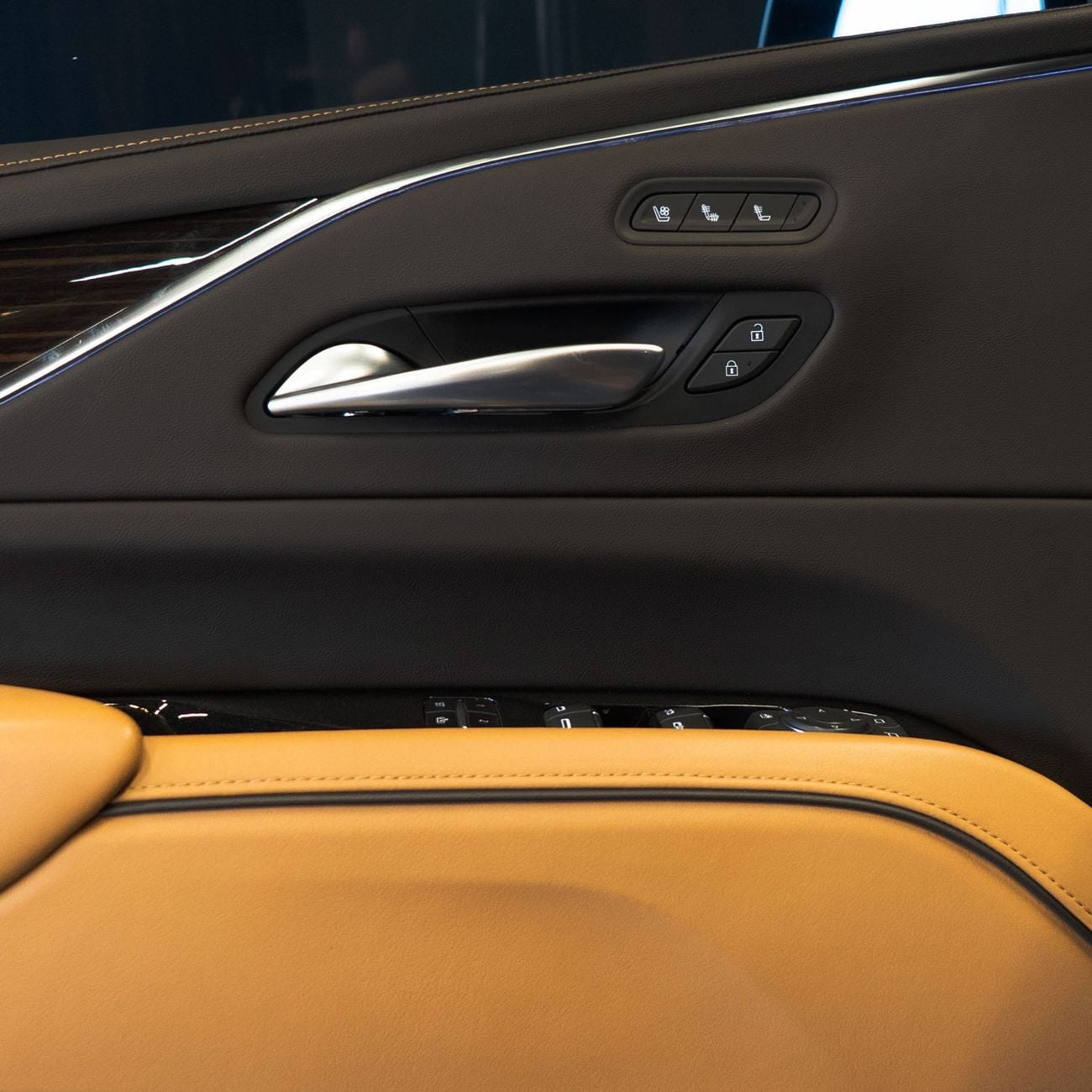 كاديلاك إسكالاد Premium Luxury Platinum 6.2L 4WD AED 4,407 pm • 0% Downpayment • Escalade Premium Luxury Platinum  •