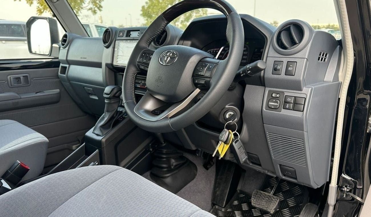 Toyota Land Cruiser 70 GDJ76 RHD AUTOMATIC DIESEL