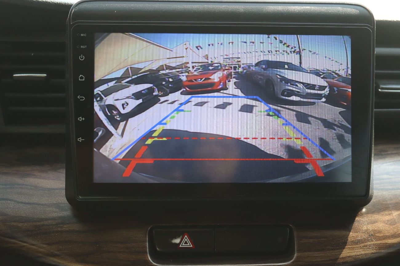 Suzuki Ertiga Suzuki Ertiga -2021- GCC- Accident-free - 1.5L engine - 7 seats - Excellent condition