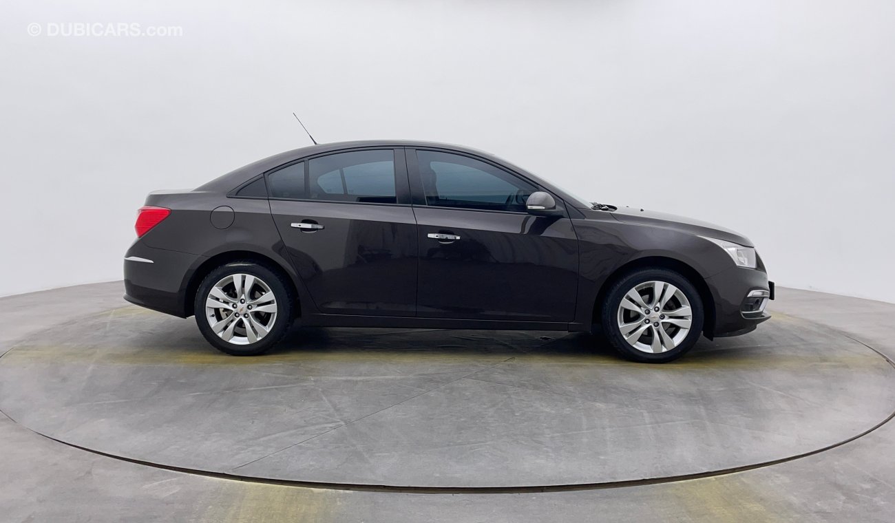 Chevrolet Cruze LT 1800