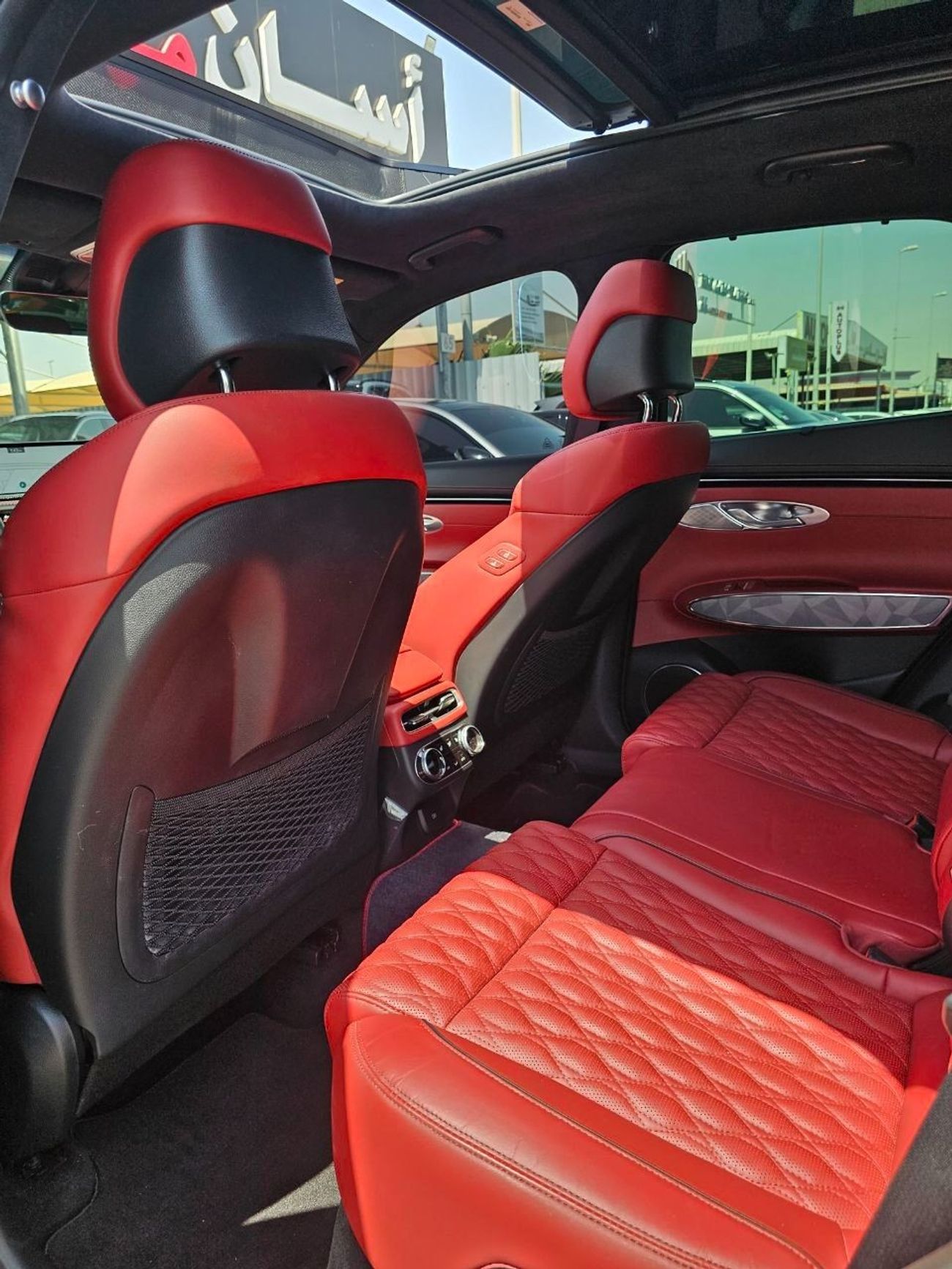 Genesis GV70 Royal Sport