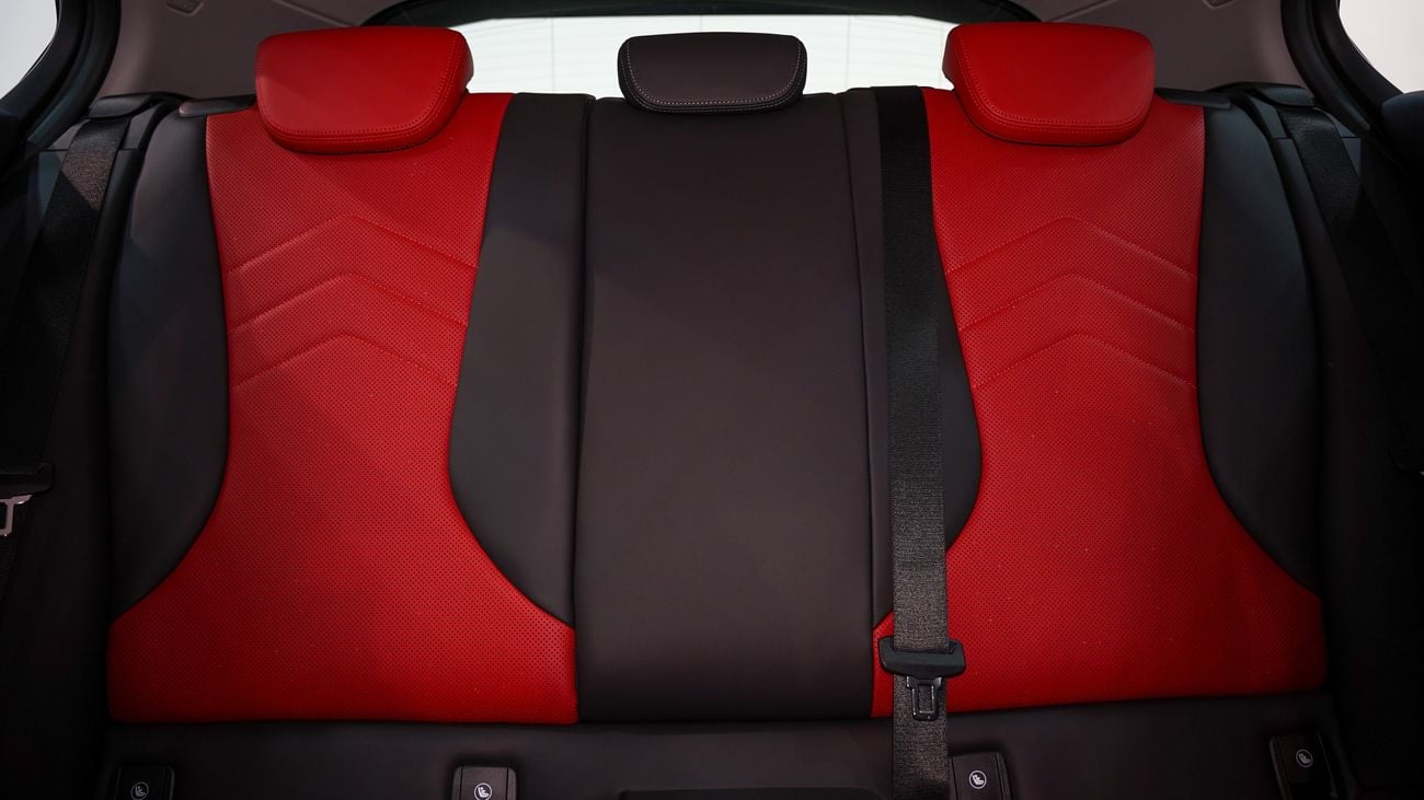 بي أم دبليو 118