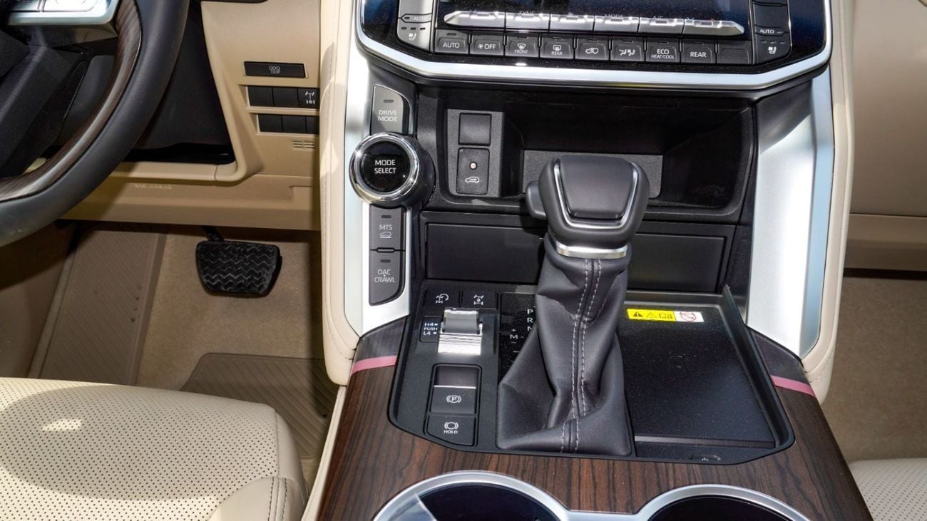 تويوتا لاند كروزر GXR V6 3.5L PETROL TWIN TURBO 2025YM