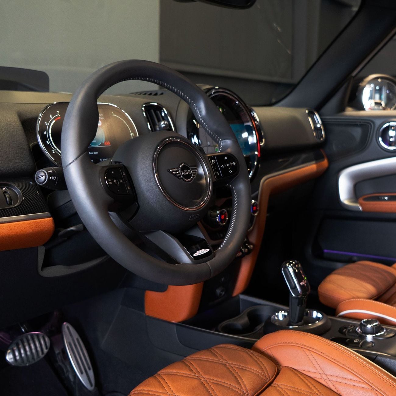 ميني كوبر إس كونتري مان AED 2,011 P.M • 0% Downpayment • MINI Countryman S ALL4   • Agency Warranty