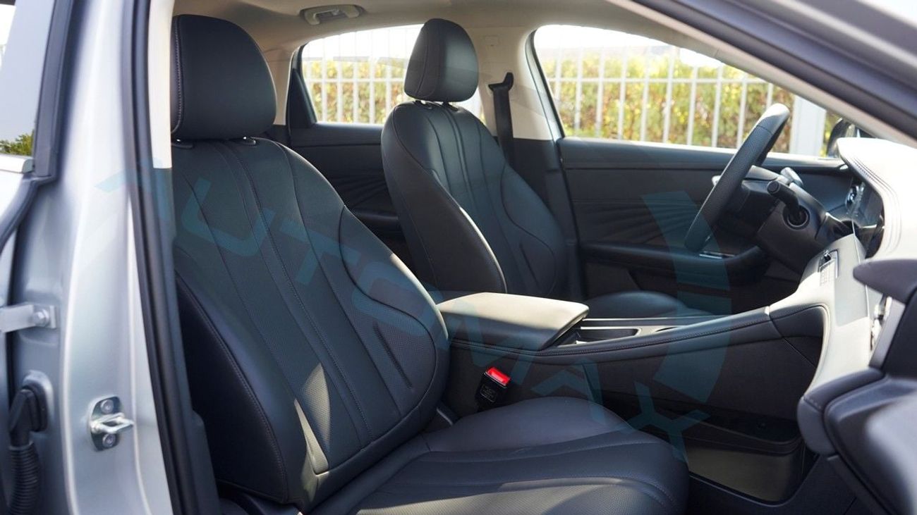 Roewe D7 (For Export , НА ЭКСПОРТ) DMH 1.5L Plug-in Hybrid FWD GCC 2026 Без пробега