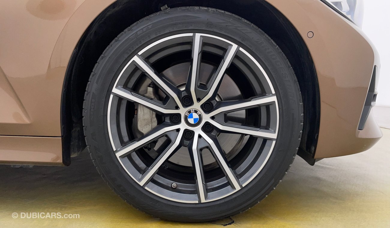 بي أم دبليو 330i 330i 5700