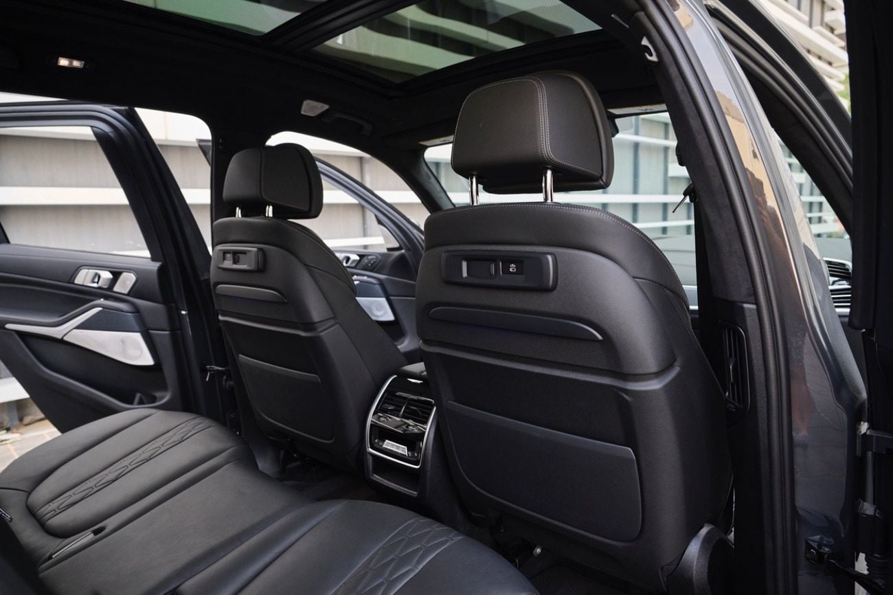 BMW XB7 BMW ALPINA XB &