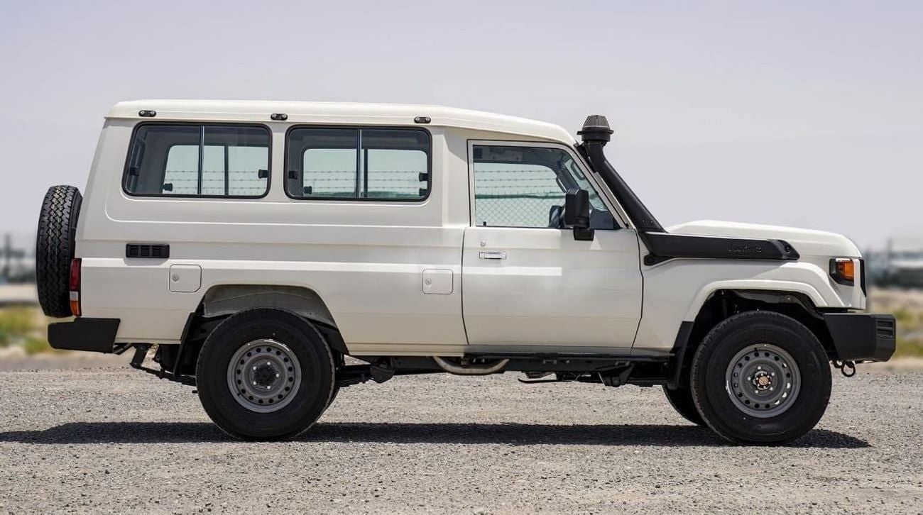 Toyota Land Cruiser 70 LC 78 HARDTOP 2.8L AT Land Cruiser Hard Top 3door 2.8L diesel AT full option MY2024