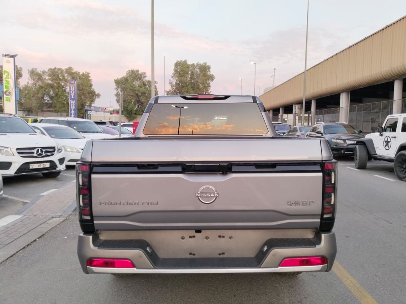 نيسان فرونتير 2025 Nissan Frontier Pro 2.0T Gasoline 360° panoramic camera + 1 differential lock