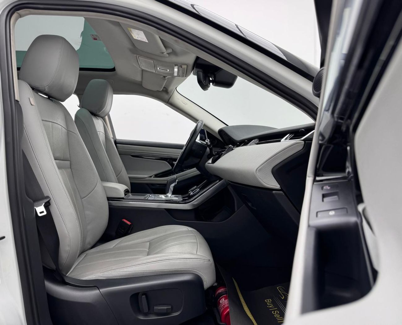 Land Rover Range Rover Evoque P200 S 2.0L 2020 Range Rover Evoque P200 S, Full Service History, 1 Year Warranty, GCC