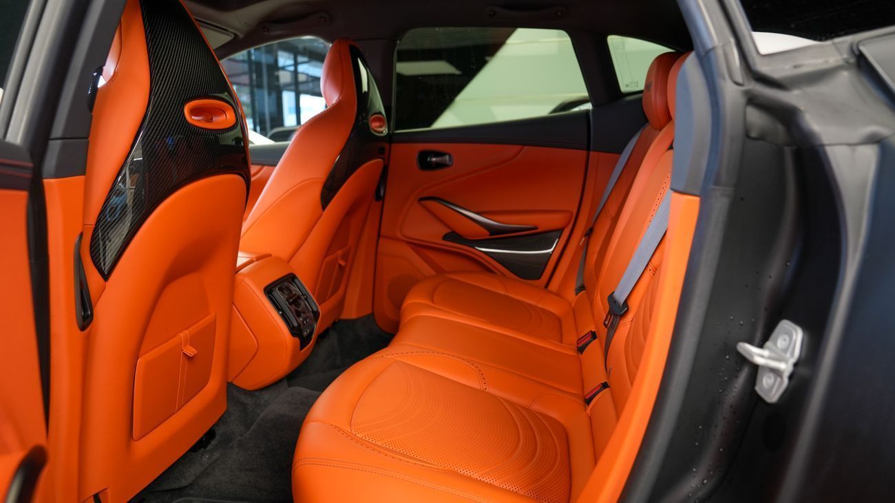 Aston Martin DBX Aston Martin DBX 707 – 2023 | Ultra-High-Performance Super SUV