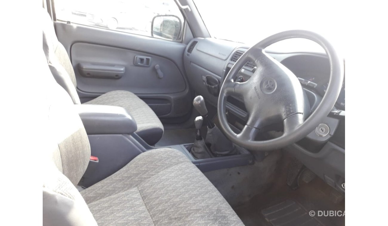 Toyota Hilux TOYOTA HILUX RIGHT HAND DRIVE (PM1150)