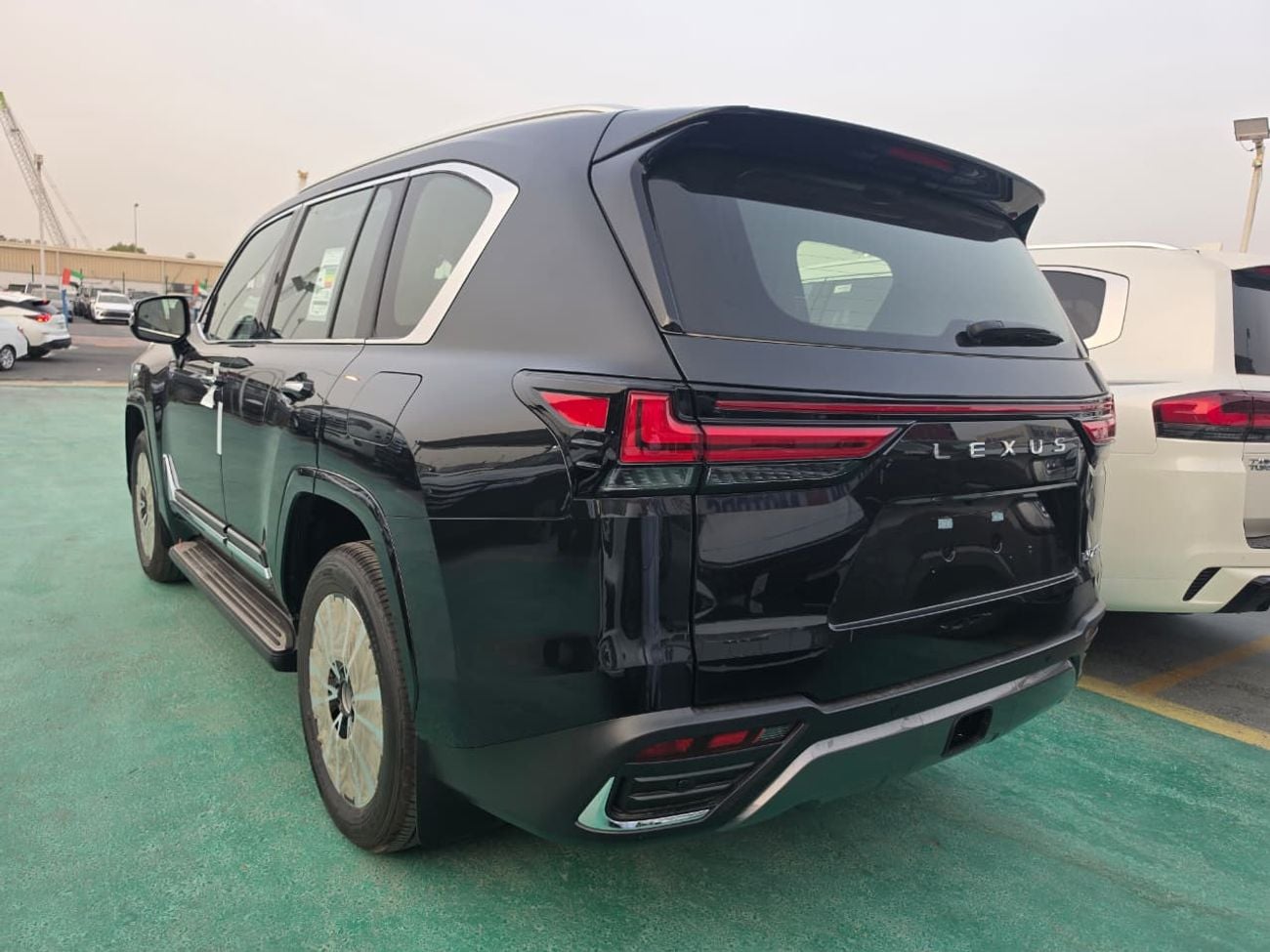 Lexus LX700h LEXUS LX700 HYBRID SIGNATURE 2026 MODEL