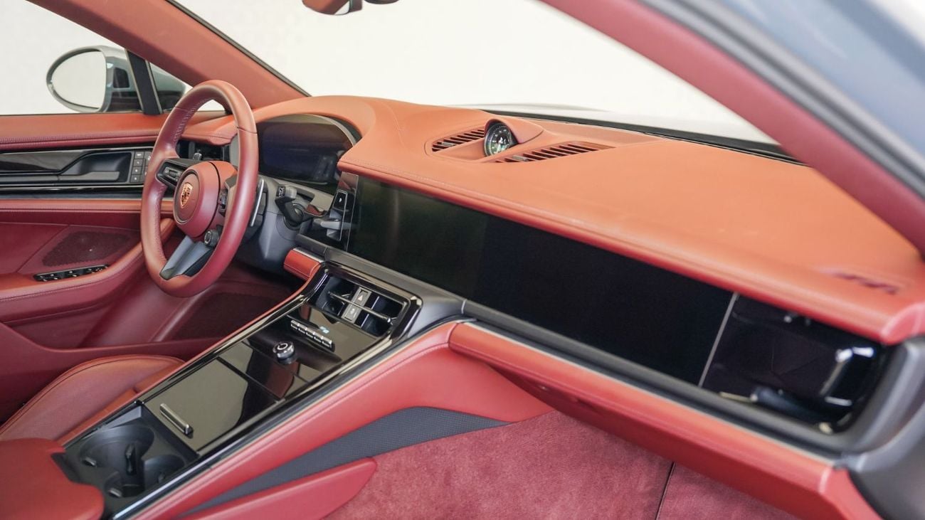 Porsche Panamera STANDARD