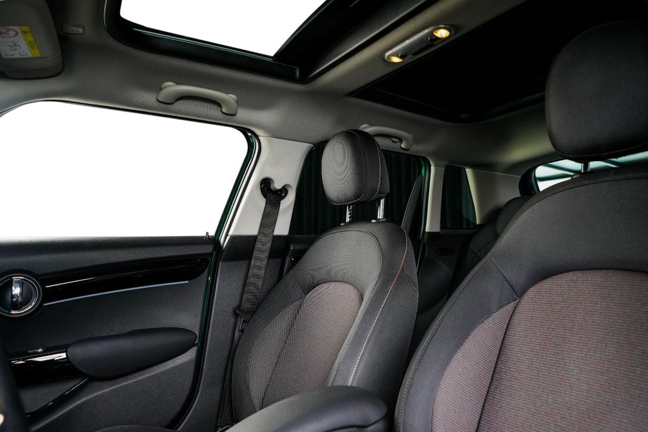 Mini Cooper Std 1.5L (4 Seater) Mini cooper Warranty and Service valid-GCC