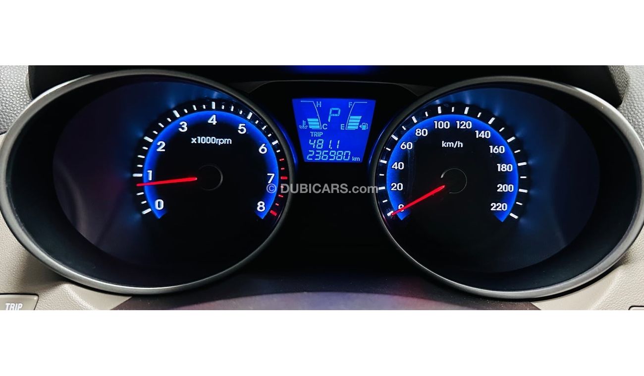 هيونداي توسون GCC .. Good condition .. 4Cyl .. GL .. 2,0 L