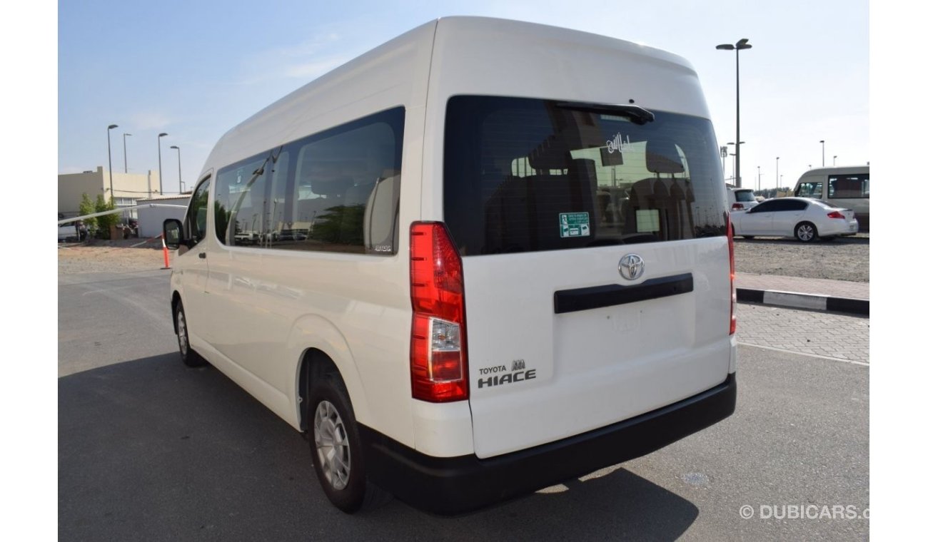 Toyota Hiace Commuter GL High Roof Toyota Hiace Highroof 3.5L 13 Seater Bus A/T , Model:2021. Only done 57000 km
