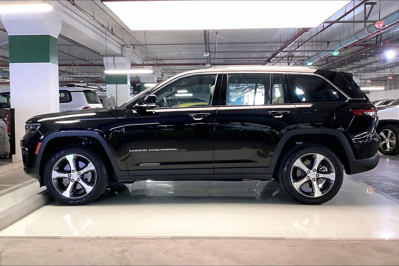 Toyota Camry SE+ | Guaranteed Warranty | 0 Down Payment