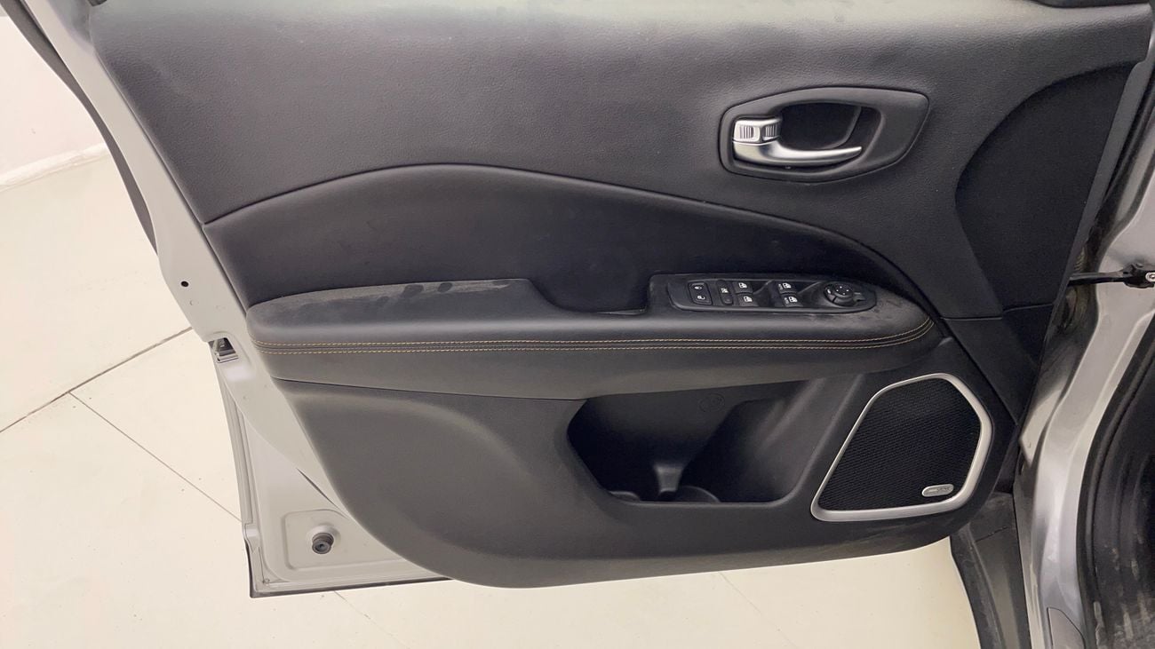 Jeep Compass LIMITED 2.4 | Zero Down Payment | Home Test Drive