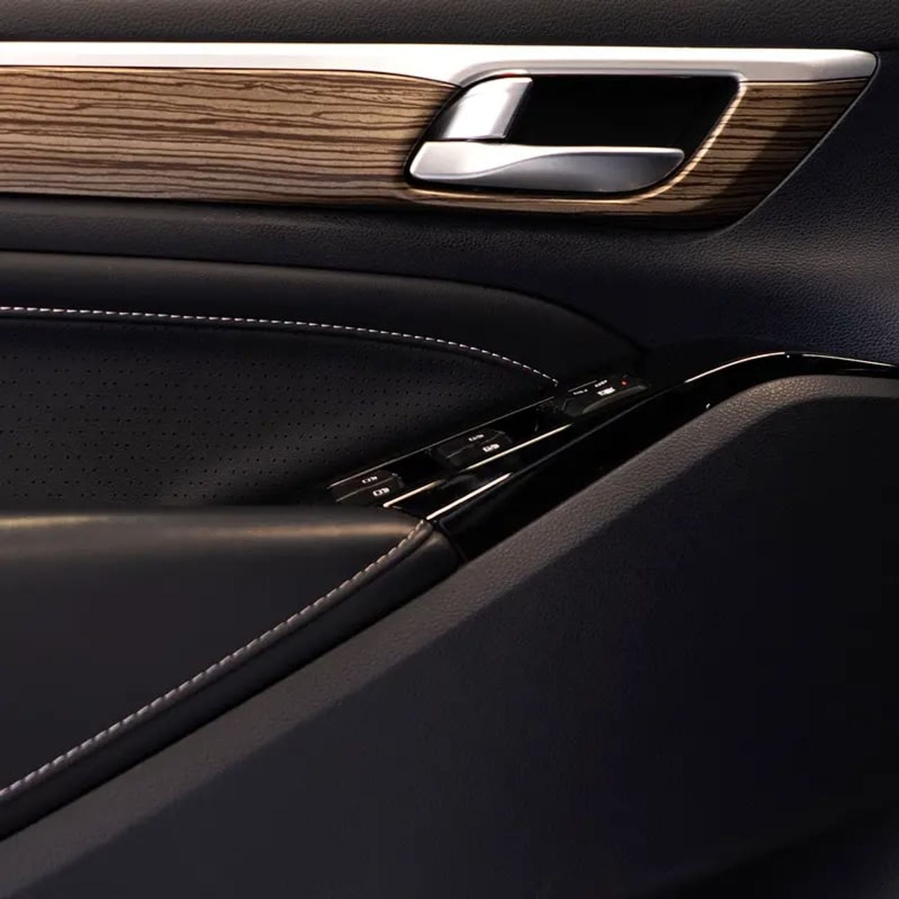 GAC GN8 1,437 p.m • 0% Downpayment • 390T • Agency Warranty