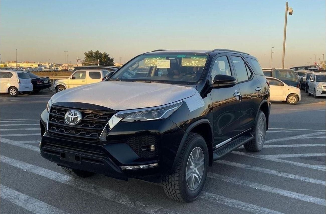تويوتا فورتونر EXR TOYOTA FORTUNER 2.7 4x4 Mid Option Auto AC 2024 Model