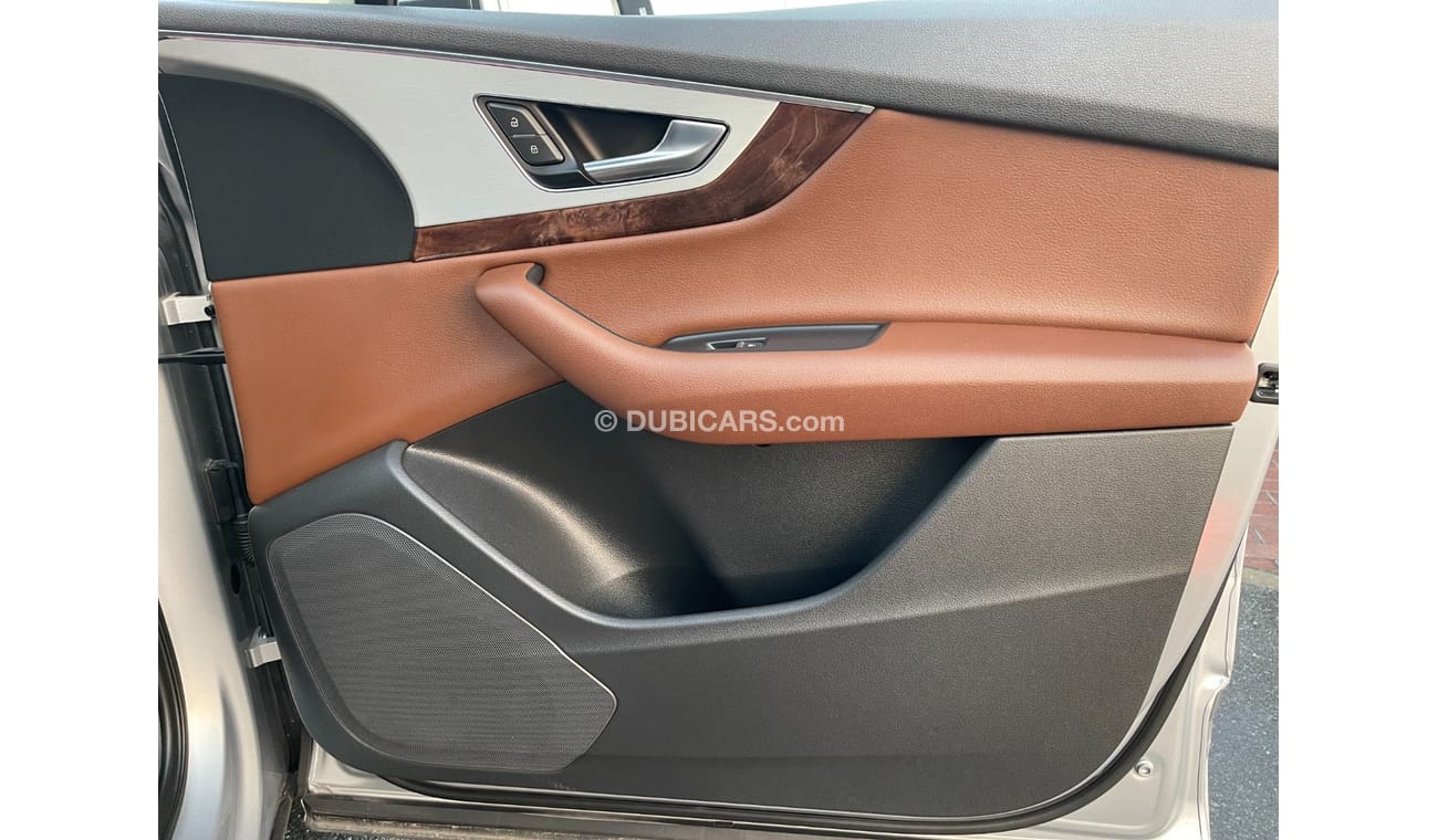 Audi Q7 40 TFSI quattro Audi Q7 TFSI QUATTRO 45 SLINE _GCC_2016_Excellent Condition _Full option