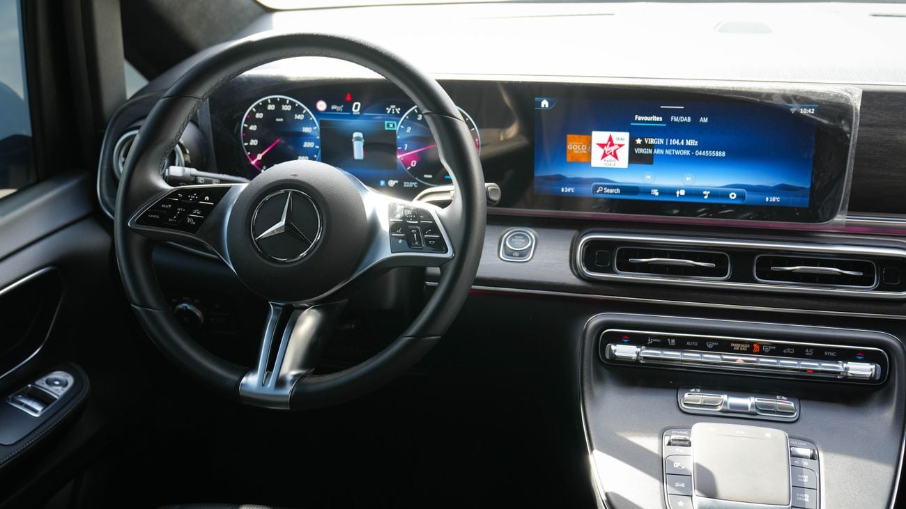 مرسيدس بنز V 300 2.0L