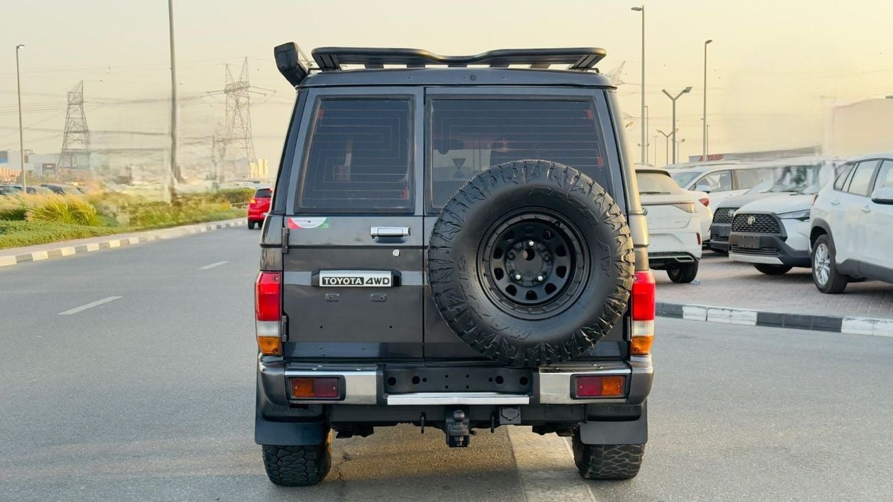 Toyota Land Cruiser 70 OFF-ROAD READY | RHD | MANUAL TRANSMISSION | 4500CC DIESEL | 2015 | BULL BAR + LED LIGHTS | ROOF RAC