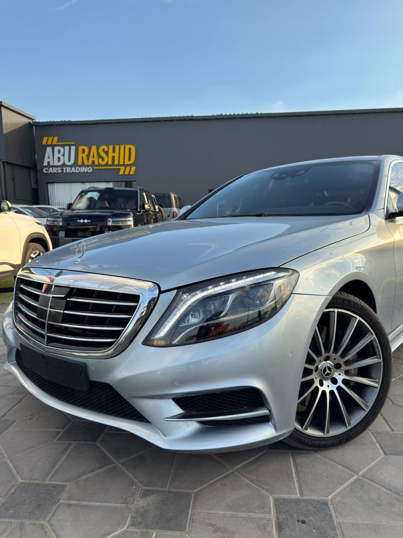 Mercedes-Benz S 500 Std 4.7L