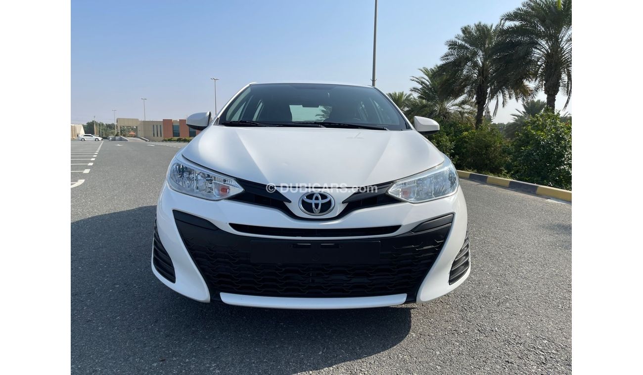 تويوتا يارس Nissan yaris 2019 GCC excellent car