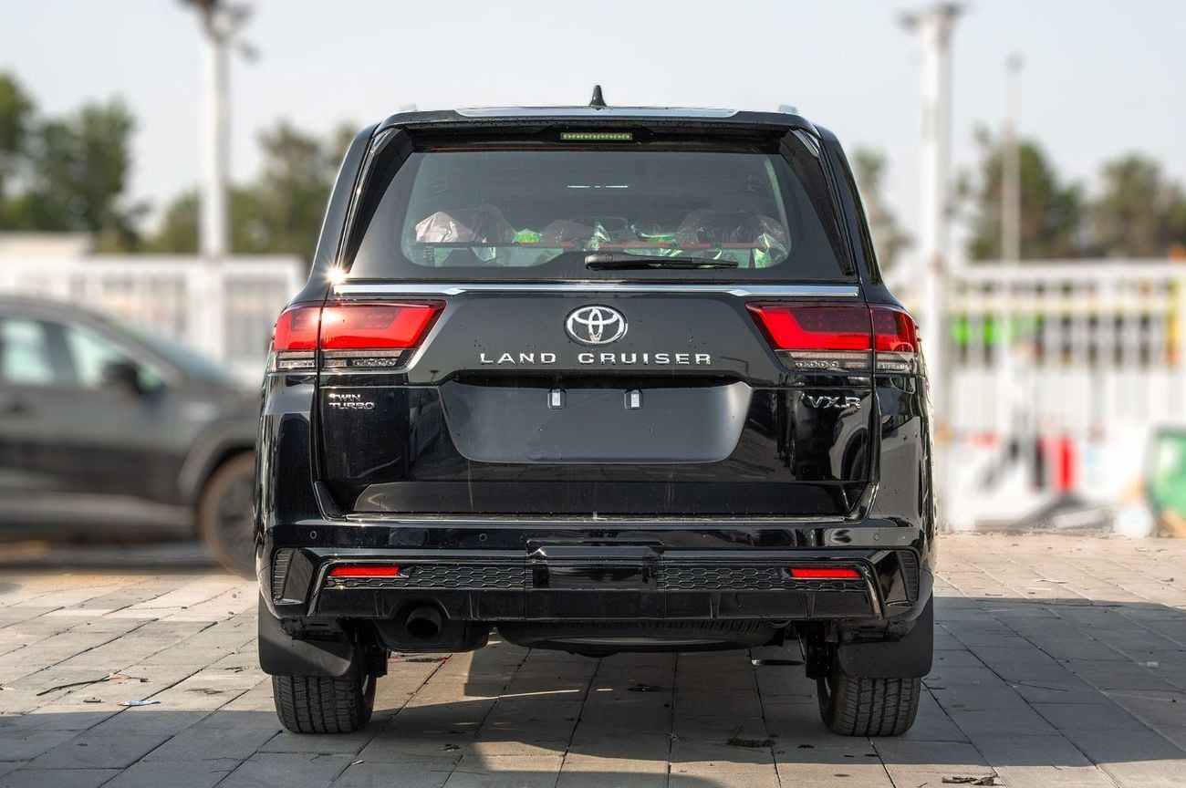 تويوتا لاند كروزر 2026 Toyota Land Cruiser VXR Twin Turbo 3.5L AT Petrol (Black)