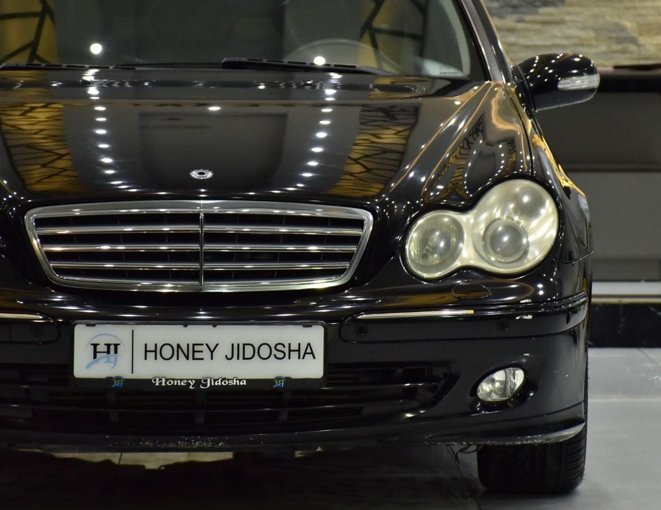 Mercedes-Benz C 180 EXCELLENT DEAL for our Mercedes Benz C180 Kompressor ( 2007 Model ) in Black Color GCC Specs