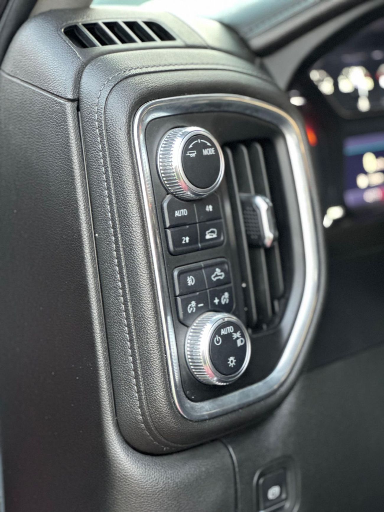 GMC Sierra 2.7T SLE Crew Cab (FWD)