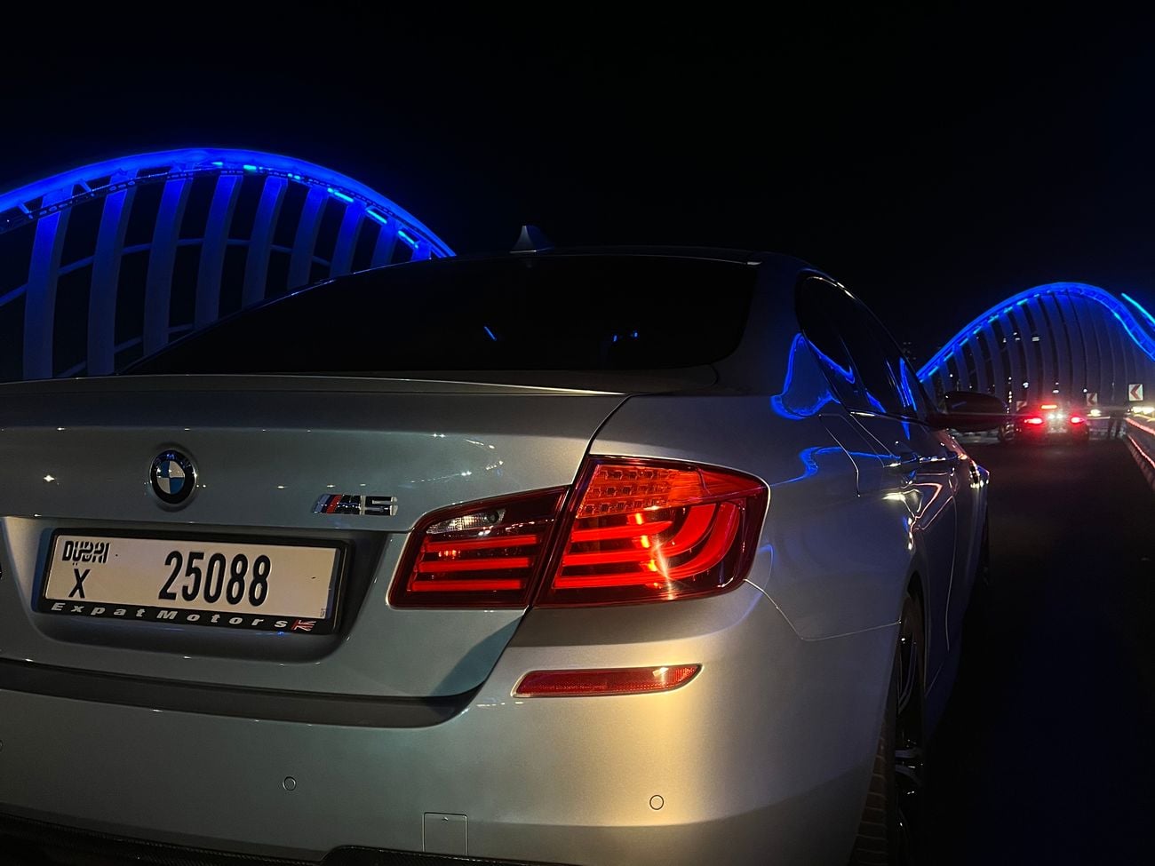 بي أم دبليو M5