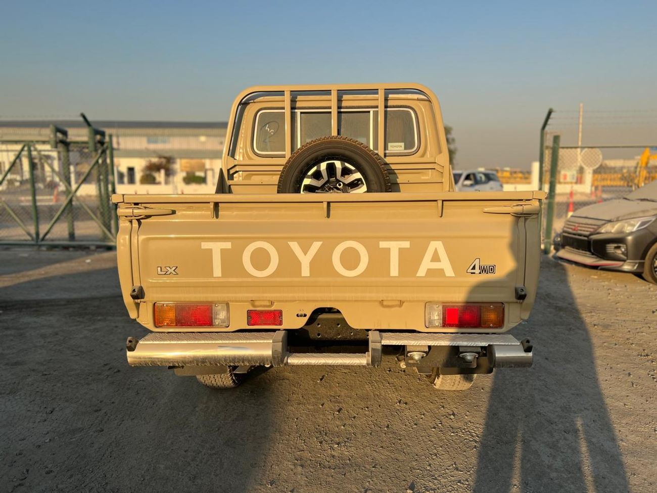 Toyota Land Cruiser Pick Up 2024 Toyota Land Cruiser LC79 Double Cab Pickup Full-Option 2.8L 4Cyl Turbo Diesel A/T 4WD Export On