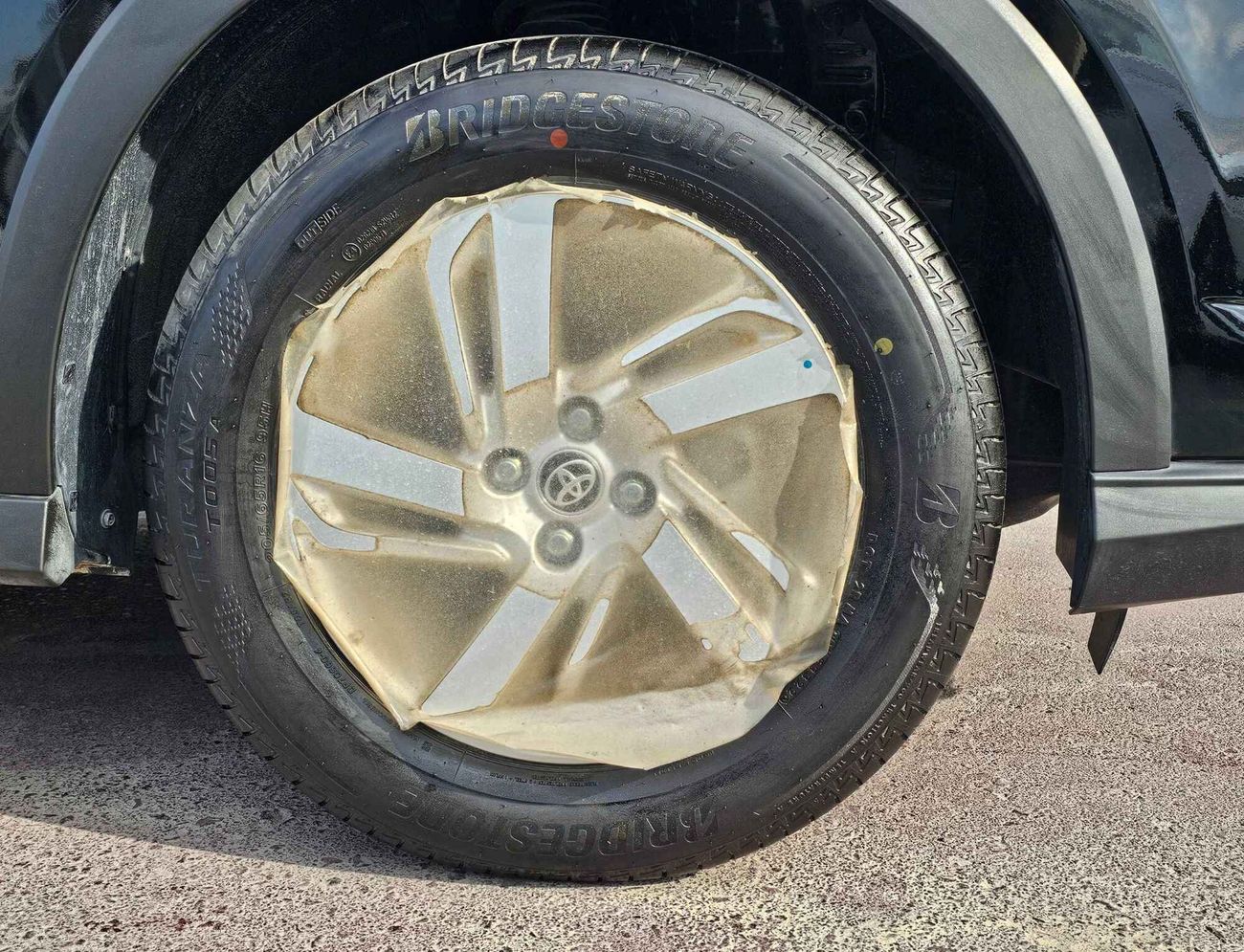 Toyota Raize 1.2L Petrol, Alloy Rims, DVD Camera, Rear A/C ( CODE #  67966)