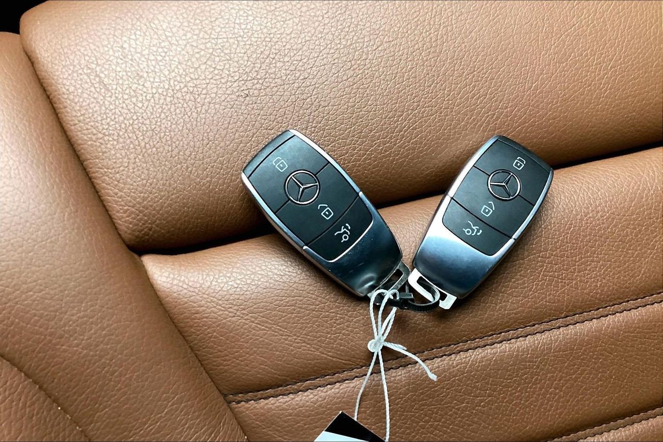 Mercedes-Benz C 200 Premium (AMG Line) | National Day Celebration | Guaranteed Warranty | 0 Down Payment