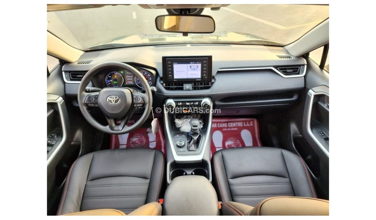 Toyota RAV4 LE Toyota Rav4 Hybrid 2020 model