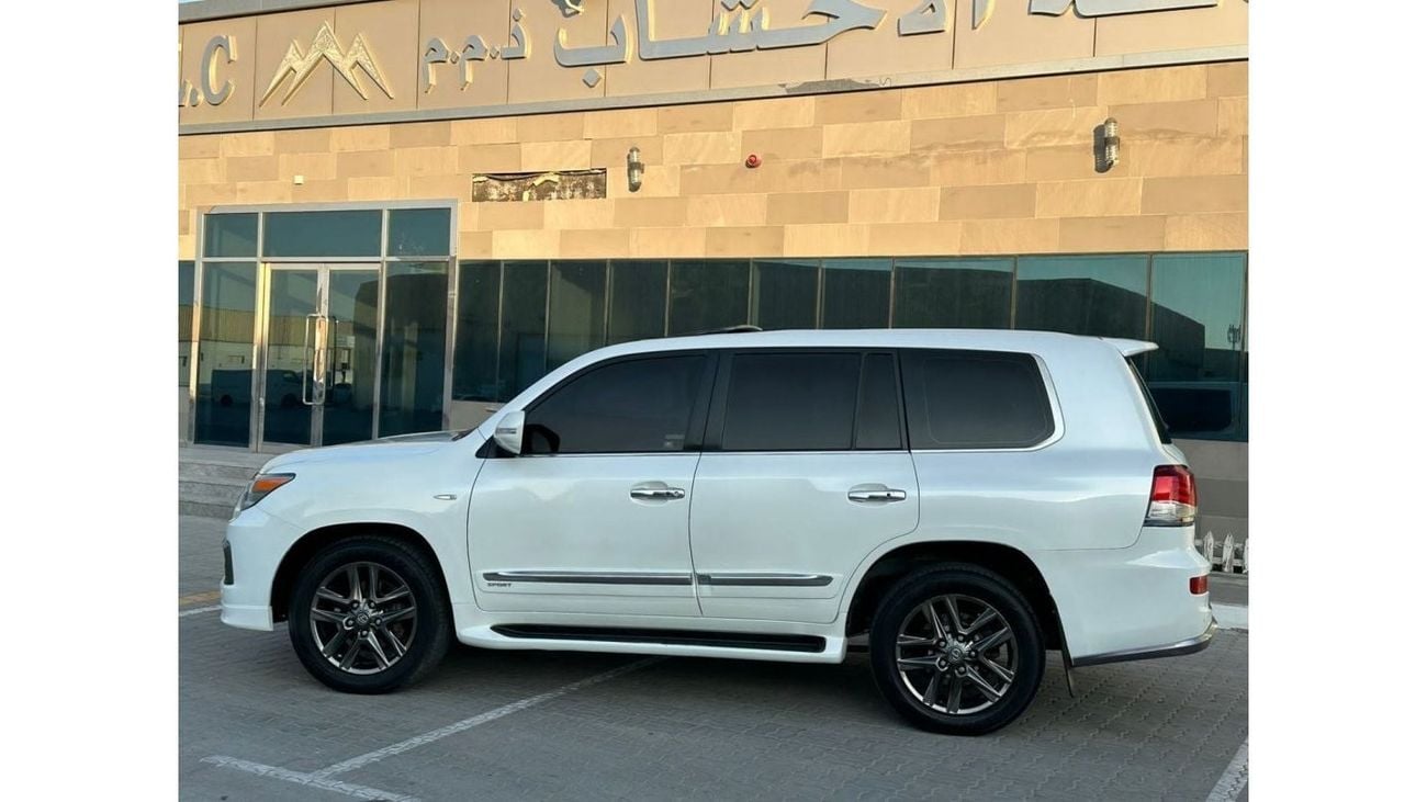Lexus LX 570