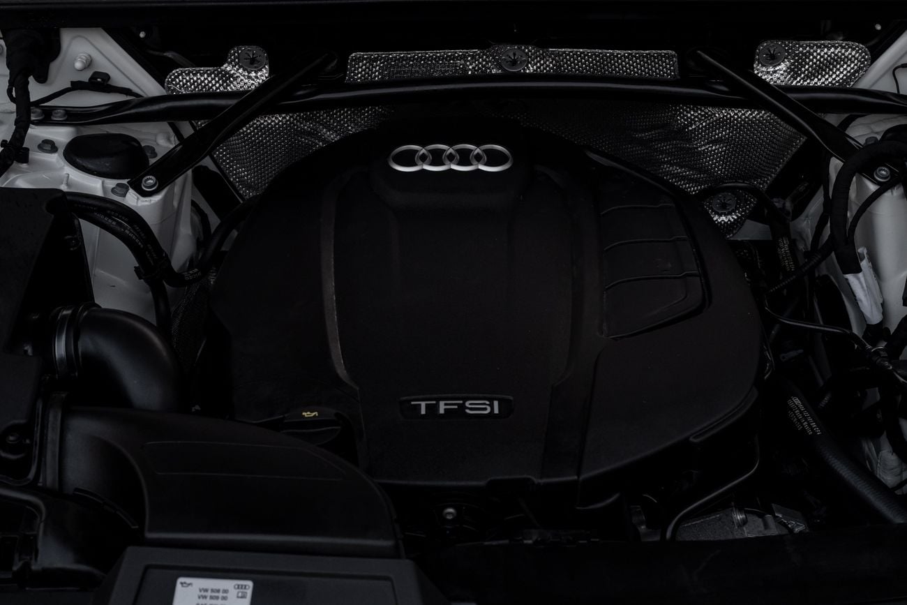 Audi Q5 Q5 S-Line Sportback | 3,271 P.M | 0% Downpayment | Q5 S-LINE SPORTBACK | 2028 AUDI WARRANTY!