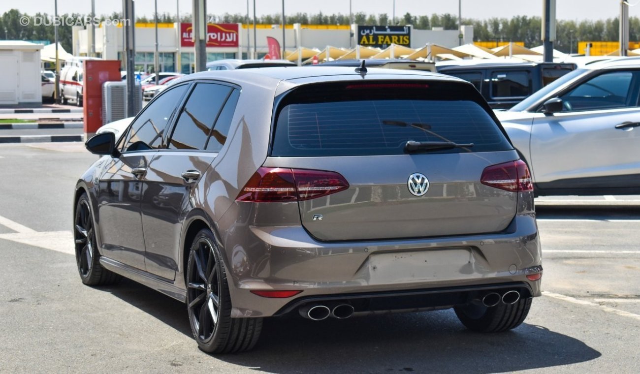 Volkswagen Golf R  4MOTION