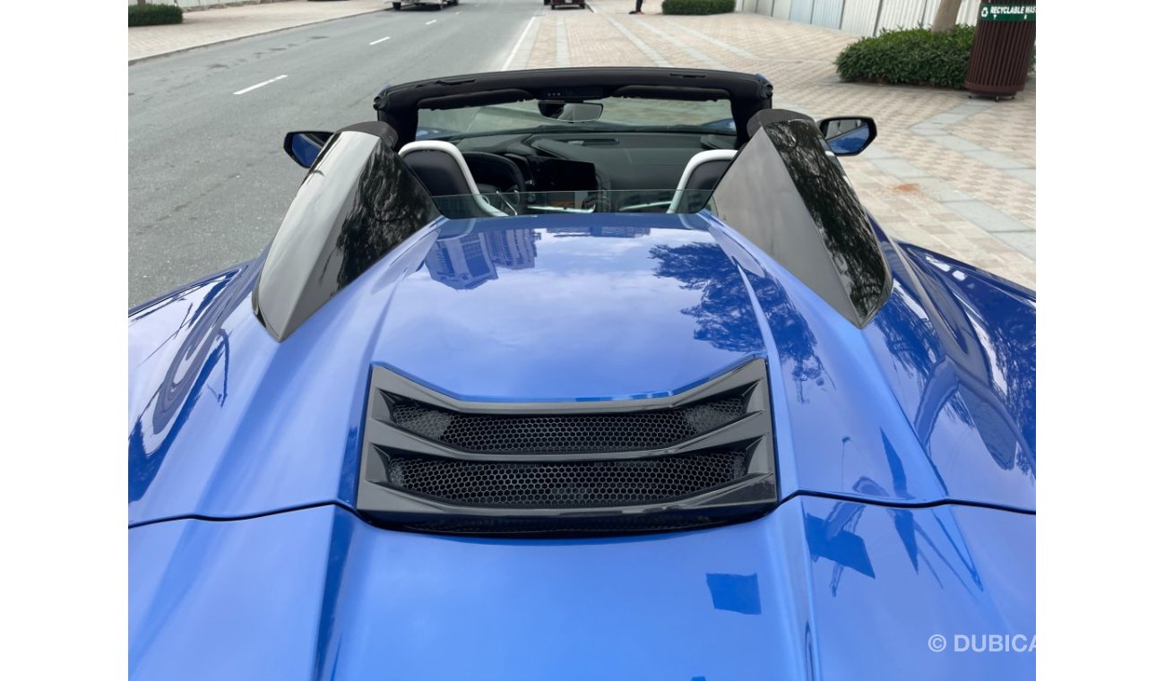 شيفروليه كورفت 6.2L 2LT Convertible