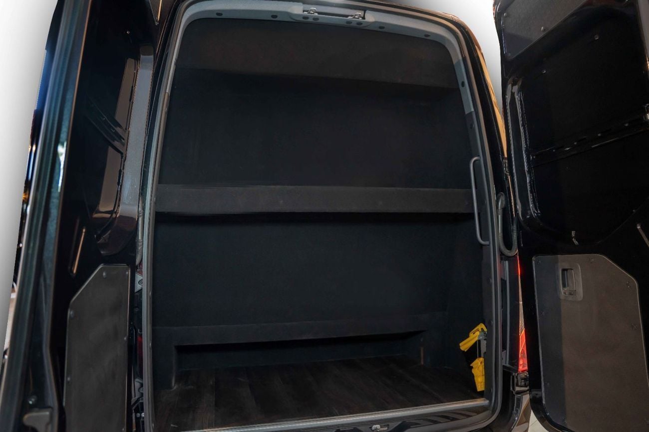 Mercedes Benz Sprinter  16+1 Seats | Деревянное напольное покрытие | Original Mercedes Leather